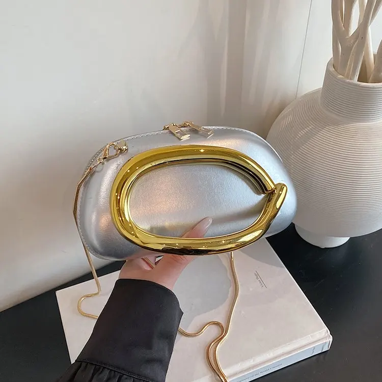 

2026 New Women's Chain Small Square Bag, Unique Designer-inspired Adjustable Shoulder Crossbody Bag, Trendy for Casual Daily Use