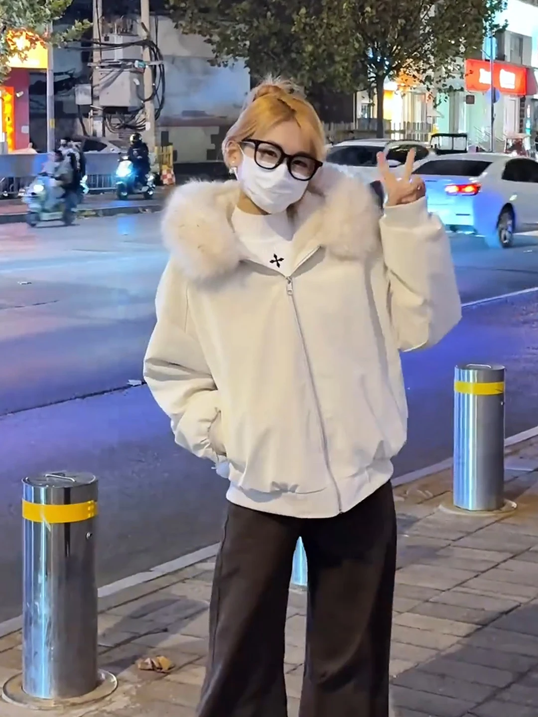 

American Sle Thiened Winter Jaet with Large Fur Collar PU Leather Hooded Cotton Coat for Men And Women Warm Casual Wear