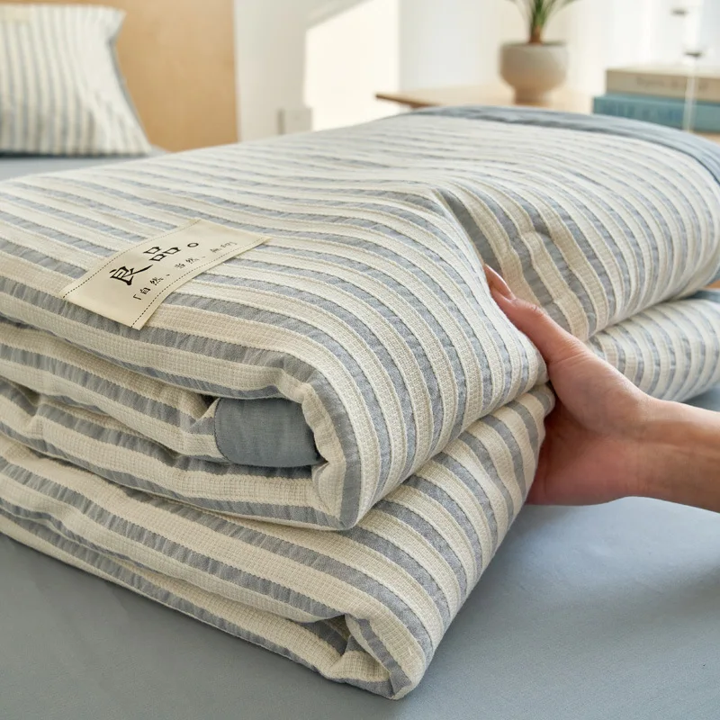 Stripe Cotton Summer Quilt Bed Cover Soya Fibre Filling Thin Comforter Soft Breathable Summer Blanket Bedspread Machine Washable