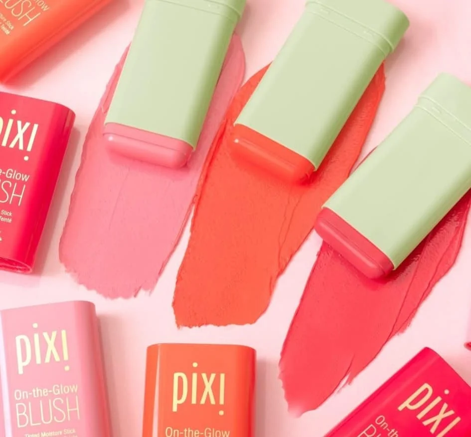 Pixi On-the-Glow Multi Blush Stick Tinta labbra cremosa Aloe Ginseng Naturale rugiadoso Bagliore su tutti i tipi di pelle Tono guancia Fleur Rubino Juicy