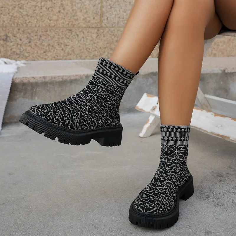 Female Shoes on Sale 2023 Winter Knitted Breathable Women\'s Sock Boots Non-slip Thick-soled Ladies Short Boots Botas De Mujer