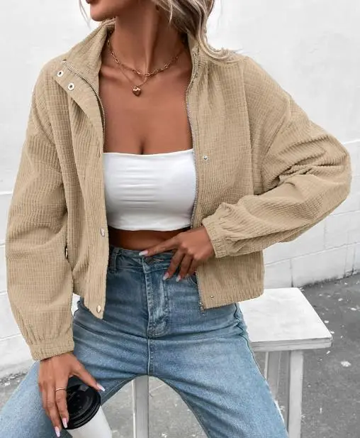 معطف المرأة 2025 الخريف الشتاء جديد الوقوف طوق سترة الإناث الملابس اليومية موضة جديدة سروال قصير سترة قصيرة للنساء #4