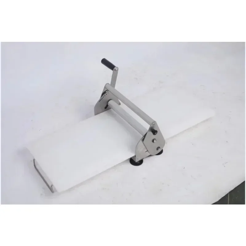 

Chef, commercial household, small desktop pizza, croissant, dough press, roller press, baking equipment Hot sales