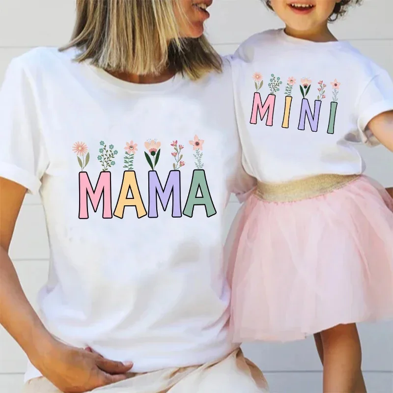 

2025 New Lovely Cartoon Design Family Tshirt Two Sweet Matching Clothes Dad Mom Bro Sister Family Old Birthday Girl T-shirt