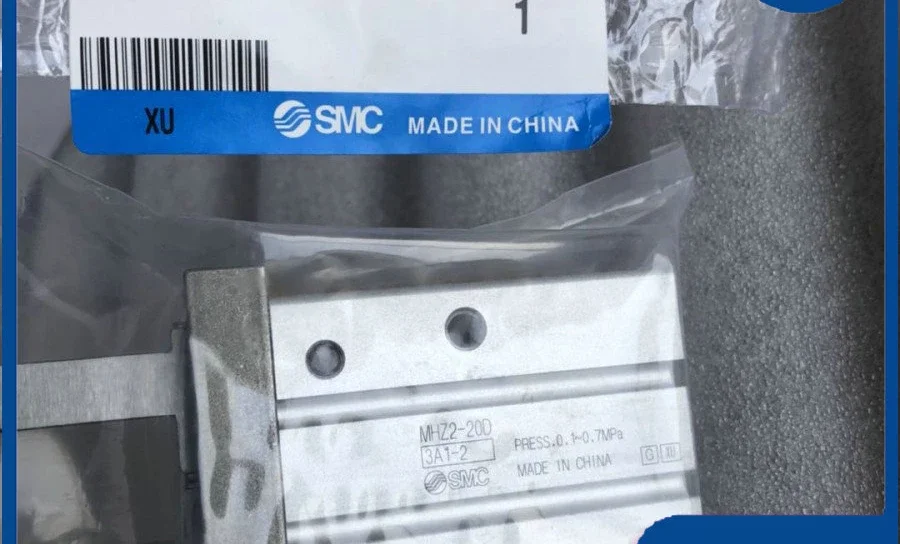 

MHZ2-20D SMC Japan Air Claw Finger Cylinder