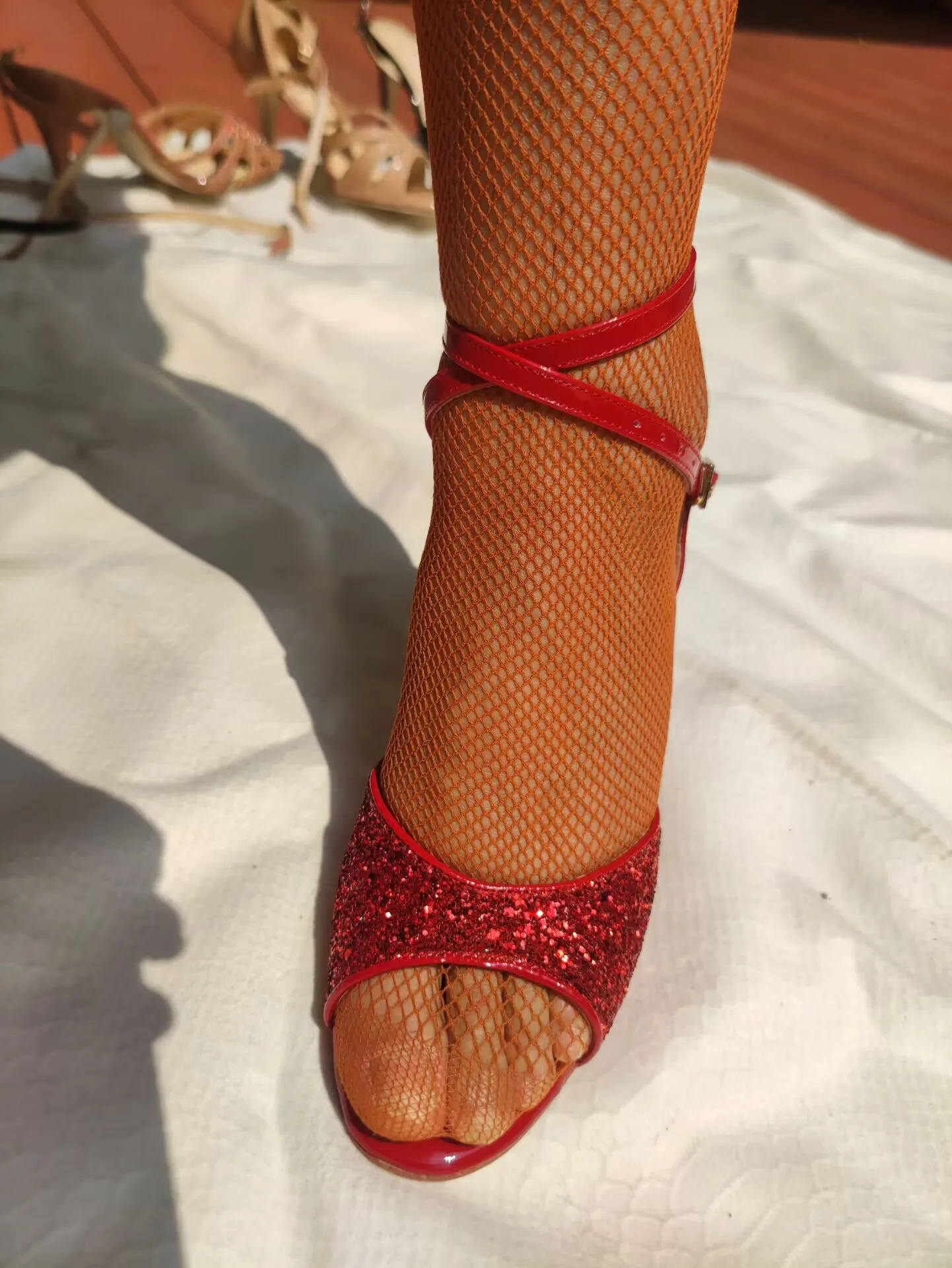 Evkoodance New Red Women Glitter Tango Shoes 9CM Heel Comfortable Latin Ballroom Dance Shoes for Tango Competition Wedding Party view 3
