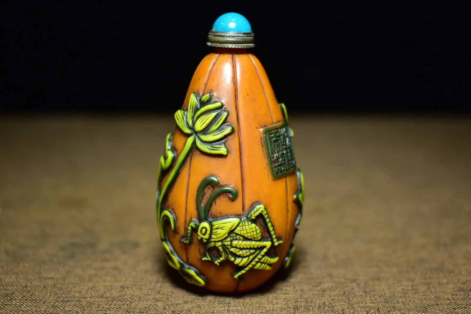 Pretty China coloured glaze hand carven Grasshopper lotus pattern bottle