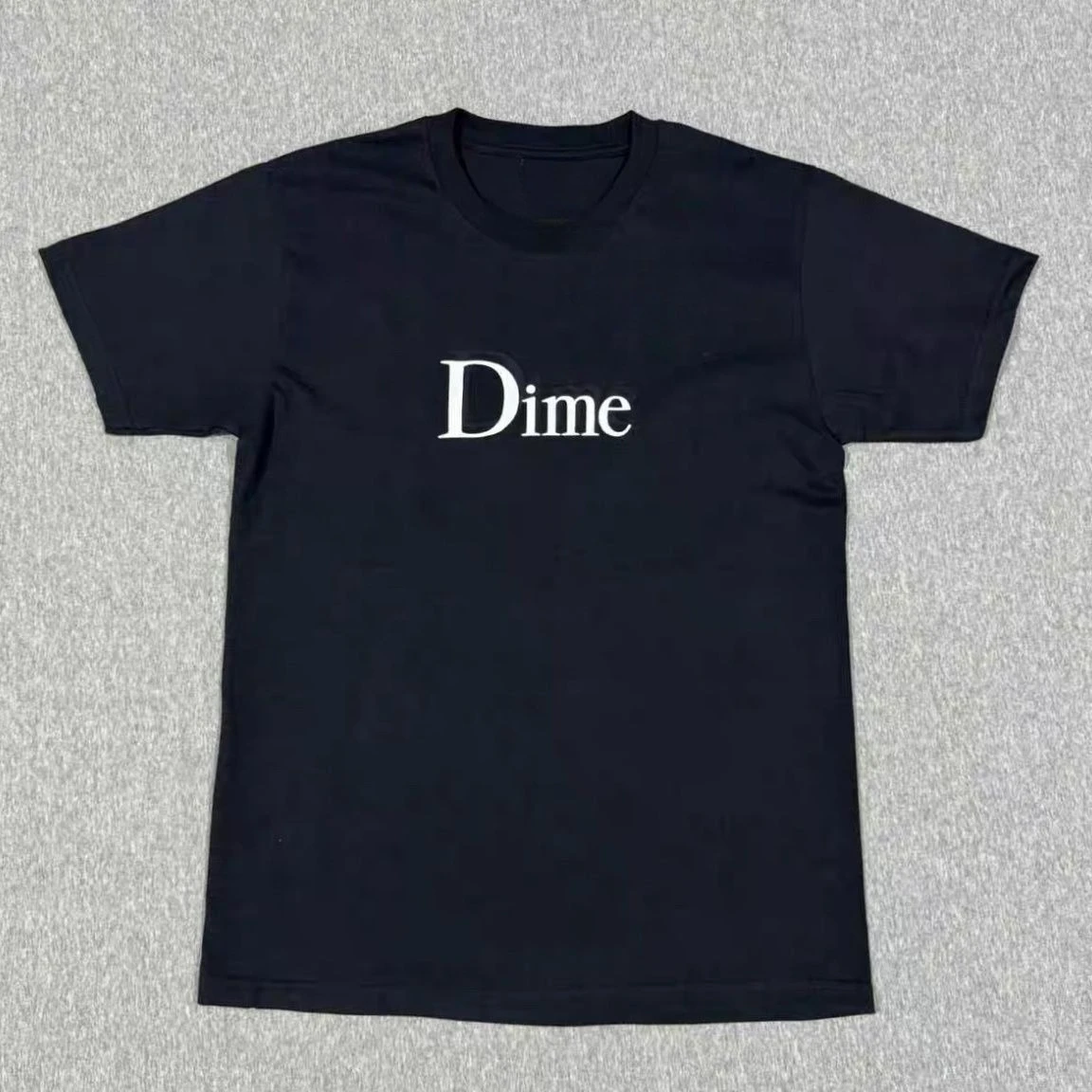 تي شيرت صيفي عصري أمريكي جديد مطبوع عليه حروف بأكمام قصيرة من القطن الخالص برقبة دائرية من نفس النمط في أوروبا وأمريكا