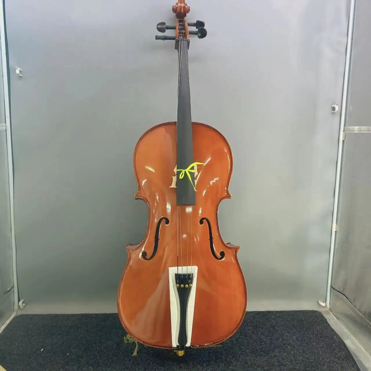 Precio barato 4/4 barniz brillante para estudiantes abeto madera maciza violonchelo de arce venta al por mayor tamaño completo