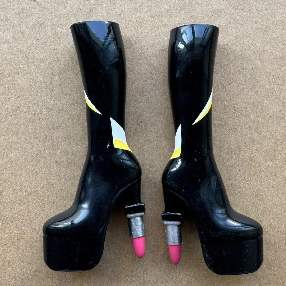 Cabeças de boneca de rosto raro versão 2001, sapatos clássicos bratss vintage, botas longas, peças de boneca para meninas para colecionadores