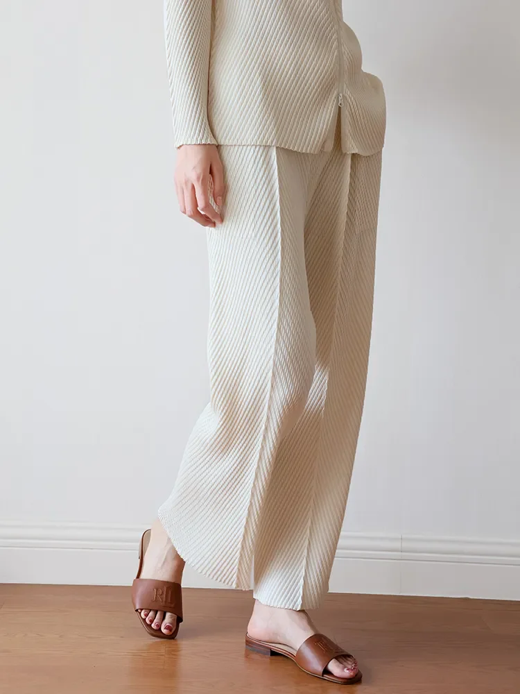 Fold Miyake Pleated Pants Women Beige Diagonal Wrinkle Straight Full 2026 Spring Summer Casual Fashion Trendy Look Popular Fit
