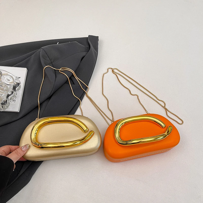 Women PU Leather Metal Handle Handbag Solid Color Metal Decoration Evening Bag Hand-held Shoulder Clutch Bag for Evening Dinner