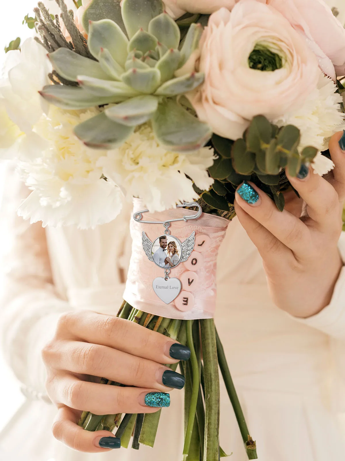 U7 Custom Wedding Bouquet Photo Brooches A+++ CZ Angel Wings Heart & Round Photo Text Charm Funeral Pin Memorial Jewlery Gift
