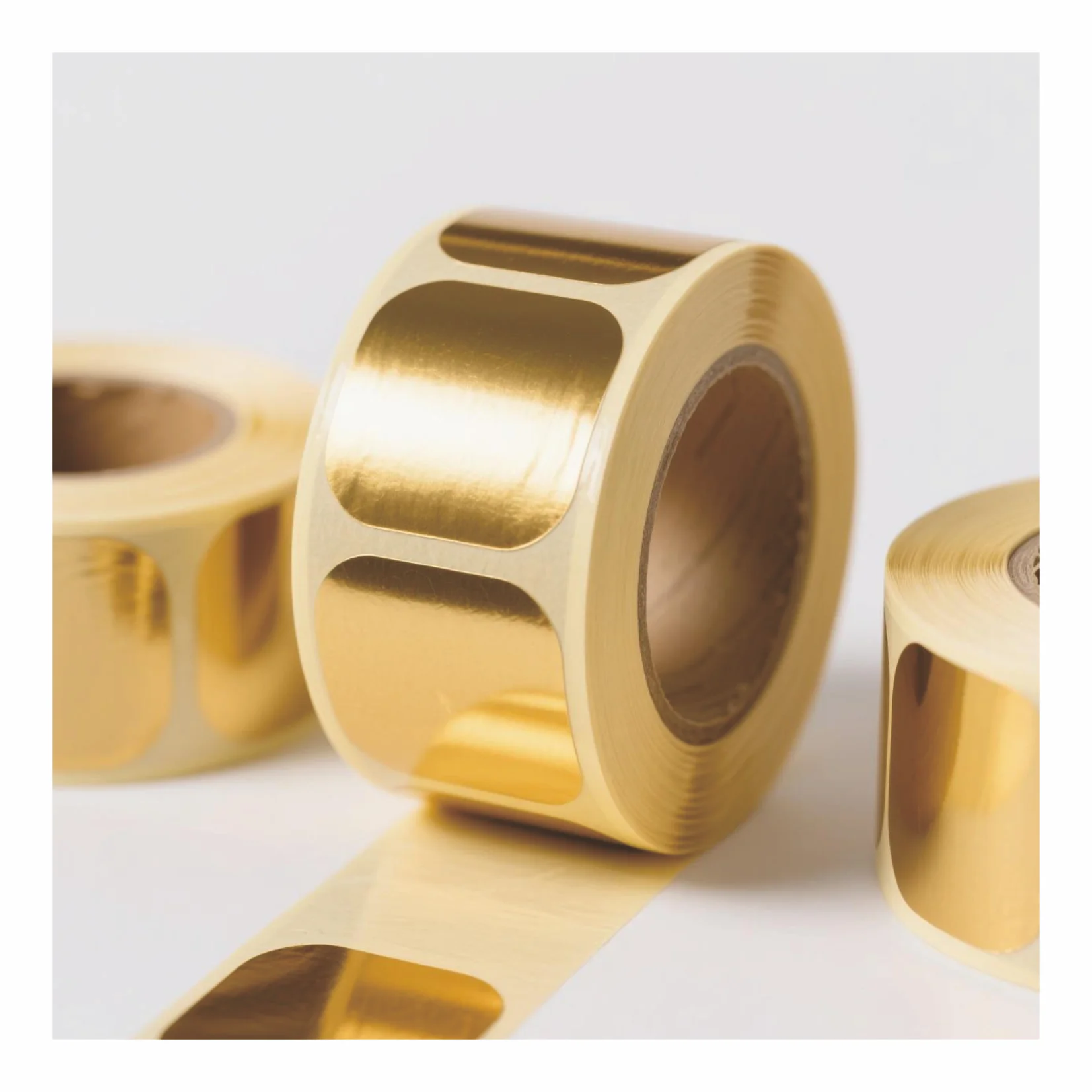 Scratch-Resistant Gold Foil Overlay For Labels That Maintain Their Shine