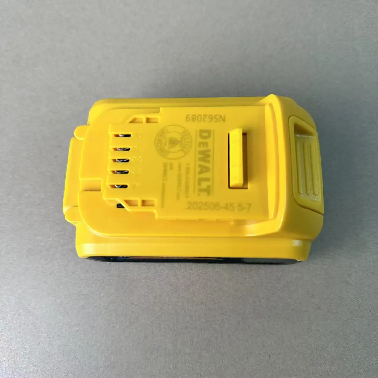 

Оригинальный аккумулятор DEWALT, 20 В, 6 Ач, литий-ионный аккумулятор, DEWALT, DCB115, DCB118, быстрая зарядка, аккумулятор для инструментов DEWALT