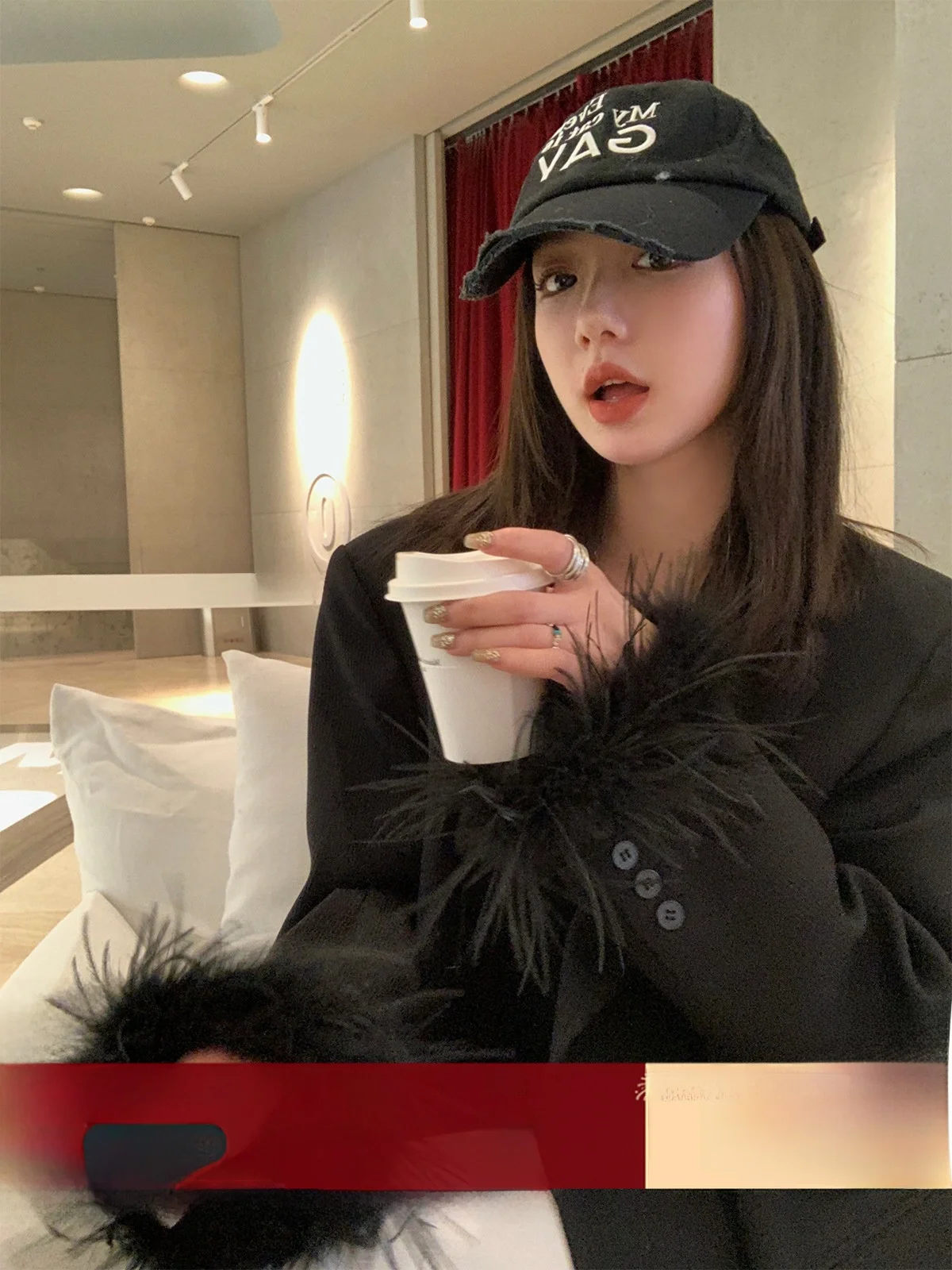 

Ele Bla Костюм из страусиных перьев Jaet Женский повседневный свободный дизайн Длинное двубортное пальто Sve