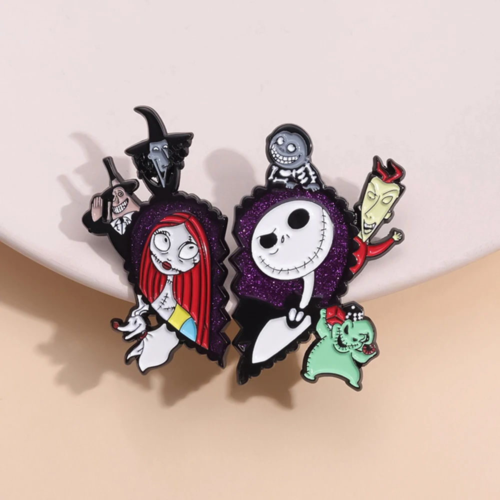 2/1 pezzi Disney Movie The Nightmare Before Christmas Spille smaltate, viola Dreamy Jack e Sally, spille Oogie Boogie Zero, distintivi