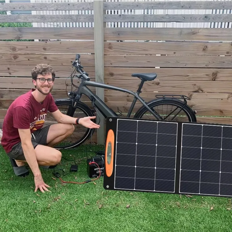 Custom Outdoor ETFE 100W Portable Folding Solar Panel 12V SunPower 30A for Connectors 22.5% Efficiency Plug Play Camping