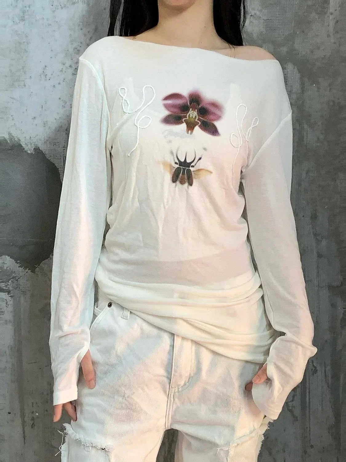 

T-shirt Slightly Transparent Round Neck Design Long Sleeved Base Top 2025 New Fashion Printed Lazy Style Off Shoulder