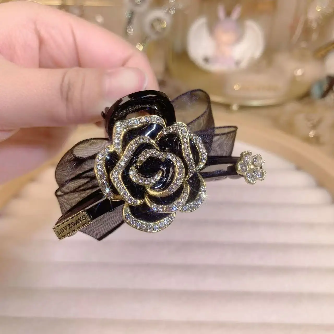 

New Black Camellia Grab Clip Women's Half Tie Hair Small Shark Clip AB Face Hairpin Hair Accessories