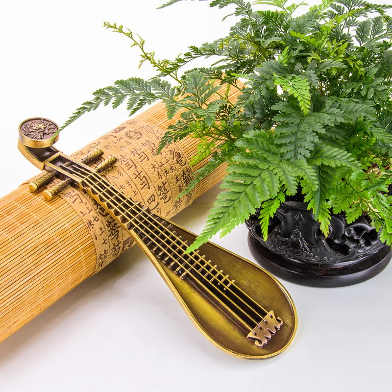 Pure copper pipa ornament, brass incense holder for collection, creative home and hotel decor item