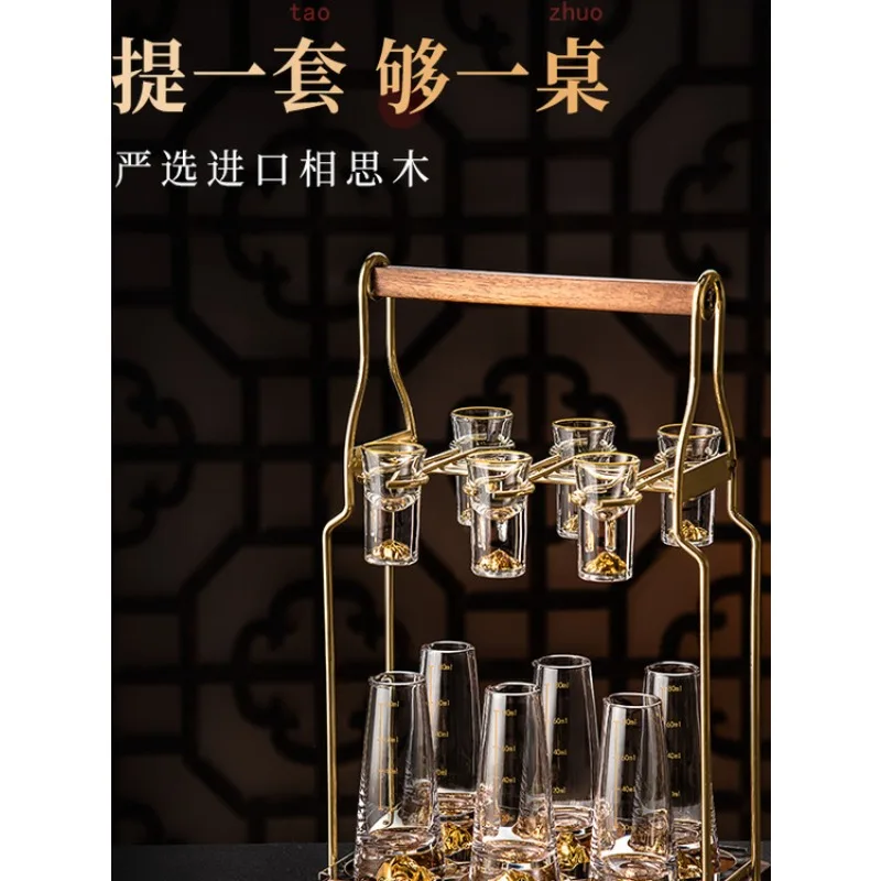 مجموعة أكواب Baijiu الصينية الراقية من Blue Mountain Baijiu صندوق هدايا مجموعة النبيذ الزجاجي الكريستالي