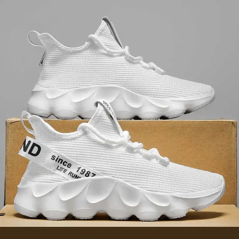 Slip Resistant Stockings Chinese Shoes Woman Mining Forest Shoes Hiking Walking Shoes Sneakers Sport Snaeaker