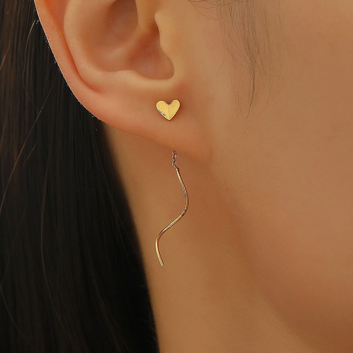 

Butterfly Stud Wave Dangle Earrings Long Curved Line Drop Ear Jewelry Women Elegant Simple Statement Accessory