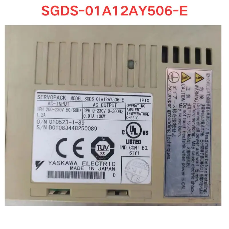 Used OEM disassembled parts SGDS-01A12AY506-E Servo driver Functional test OK
