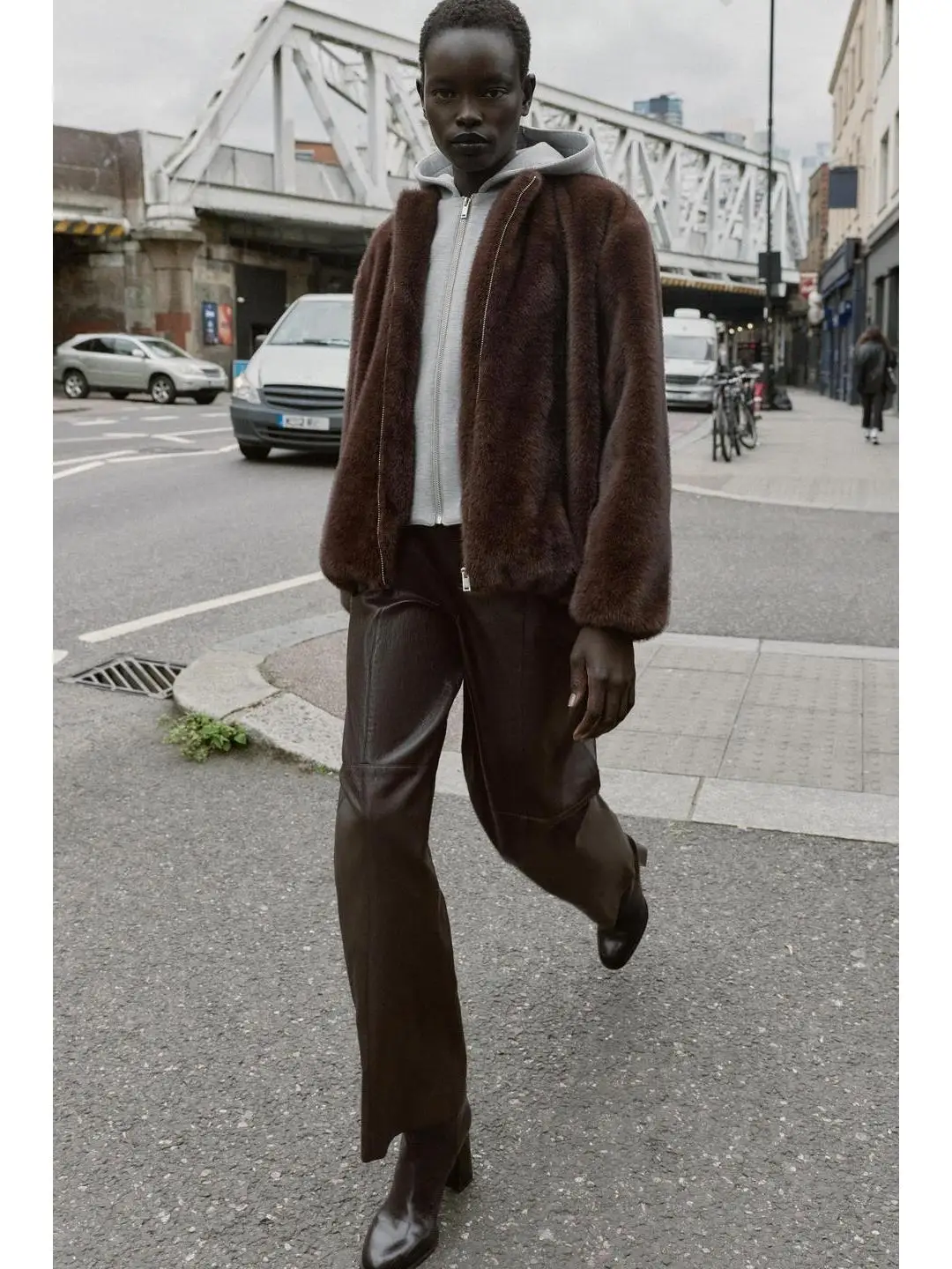 Otoño Invierno Patchwork piel sintética efecto piloto Jaet abrigo Casual Sle mujer ort prendas de vestir exteriores con sombrero 25 colección de otoño