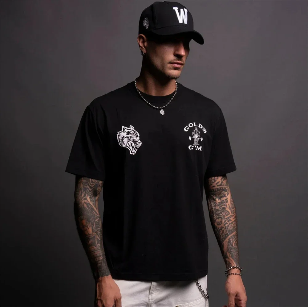Darcs Wolves Club موضة اللياقة البدنية الجري الرجال تي شيرت الأمريكية زوجين تي شيرت الجرافيك الطباعة القطن طاقم الرقبة الرجال CBUM رياضة القمم