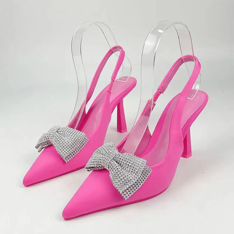New Style Fashion Women Shoes Hollow Design Women Shoes Matching Bag in Silver Color Mature Ladies Comfortable Sandals for Party