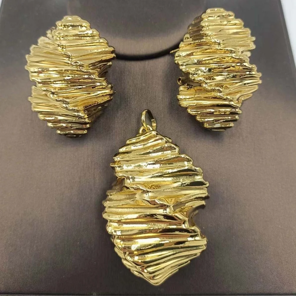 

Stud Geometric Light Weight Two Pieces Jewelry Set For Women Beautiful Collar Earrings Wedding Party Free Shipping Jewellery