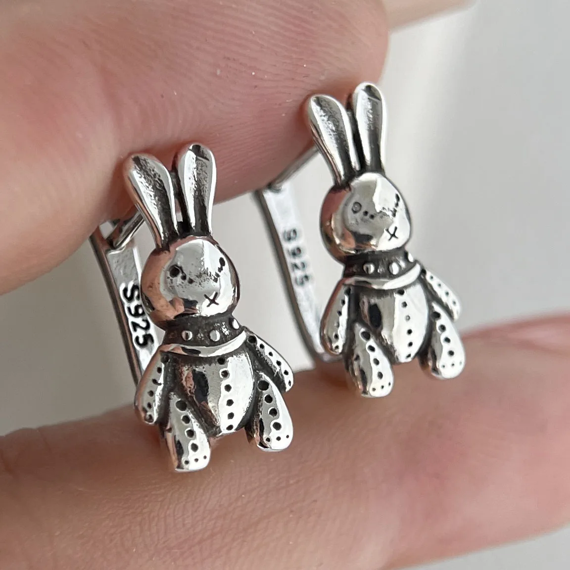 

925 Sterling Silver Vintage Earrings For Women Simple Retro Rabbit Earring Jewelry Prevent Allergy Party Accessories Gift