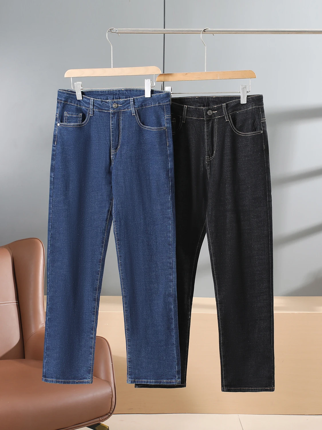 

Retro Minimalist Men's Fashion Casual Straight Leg Jeans Spring Slimming Stretch Denim Pants Classic Color for Daily Wear