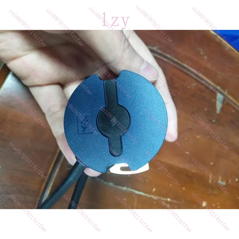 95%NEW ZKD-56V-250BM-G05L-D-0.4m FOR Encoder