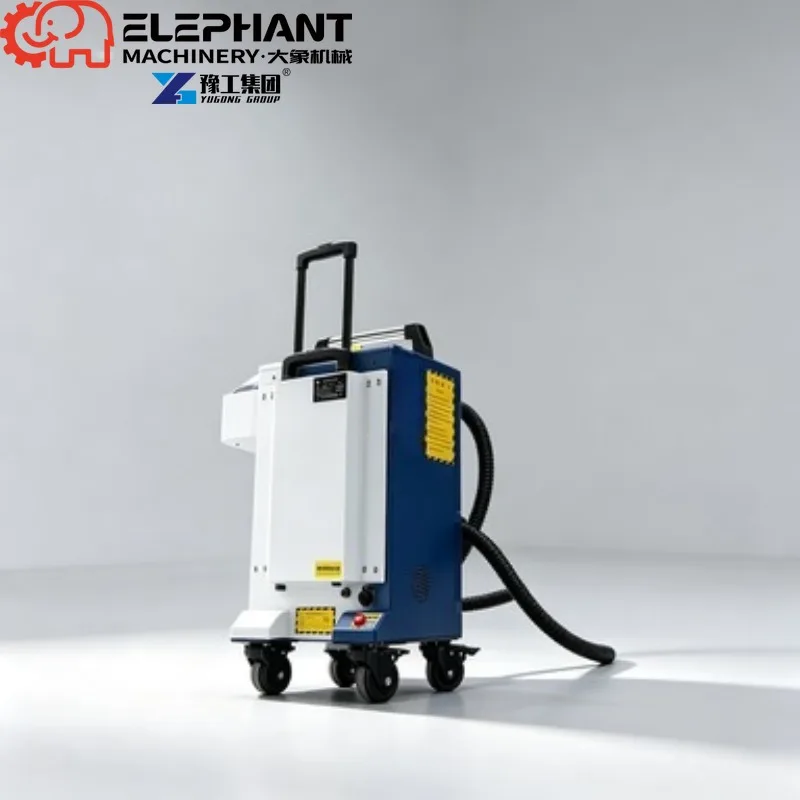 High Power 3000W Handheld Fiber Laser Cleaning Machine For Metal Rust Paint Oil Grease Removal