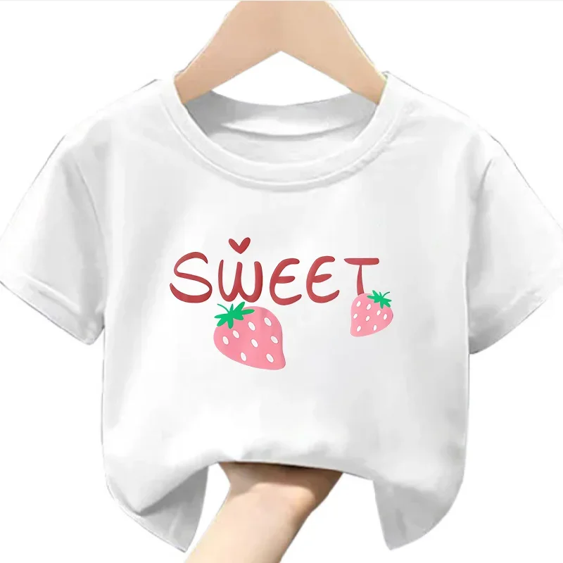 New Cute Letter Strawberry Print Round-neck Short-sleeved Top for Children and Little Girls in Summer