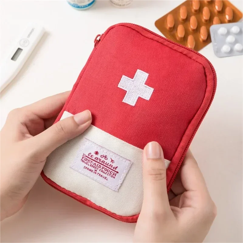 Portable First Aid Medical Kit Travel Outdoor Camping Emergency Medicine Storage Bag Travel Mini EDC Pouch Organizer Pill Case