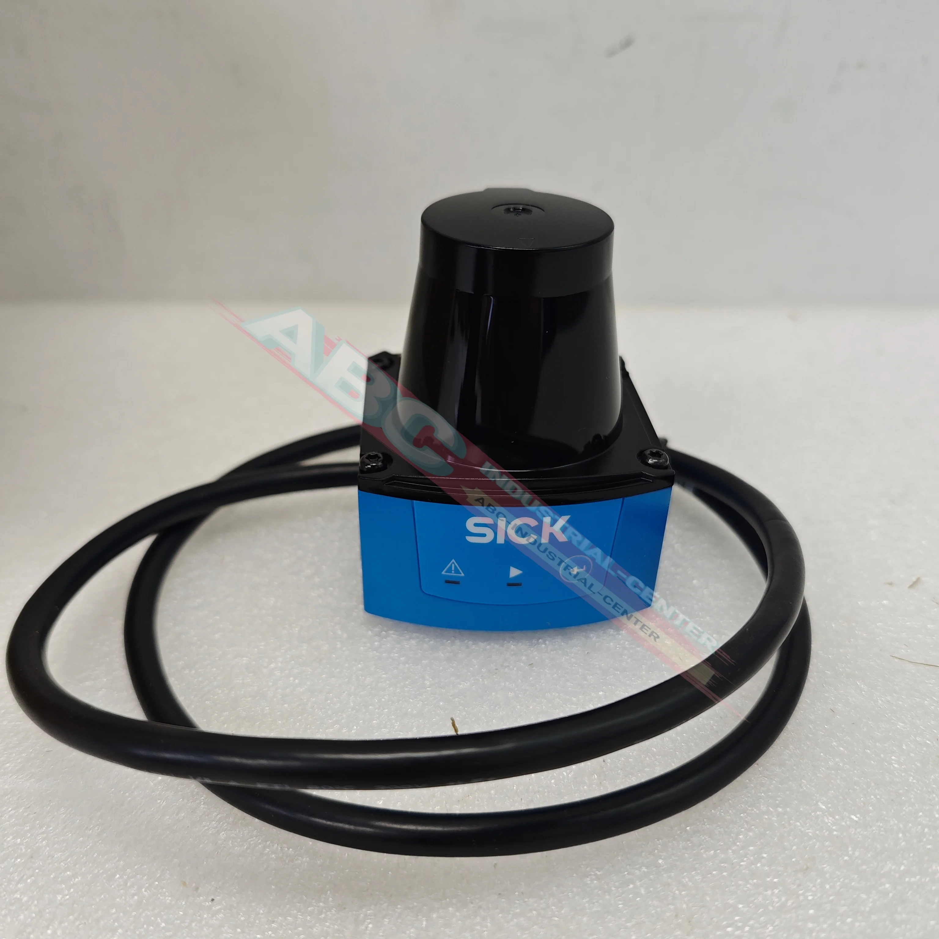 

New TIM320-1131000 1062219 in box laser radar scanner