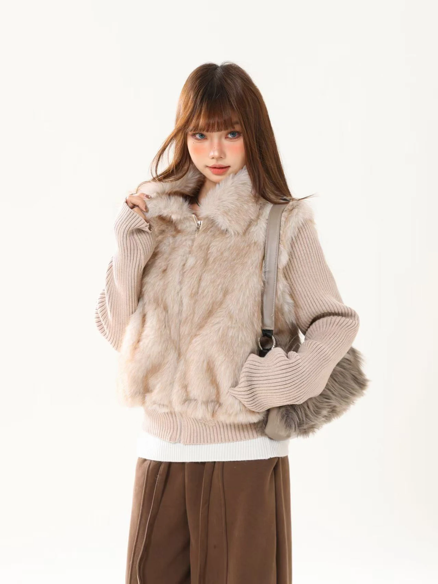 

Женская осенне-зимняя вязаная куртка из искусственного меха в стиле ретро с воротником све, модная универсальная верхняя одежда для женщин