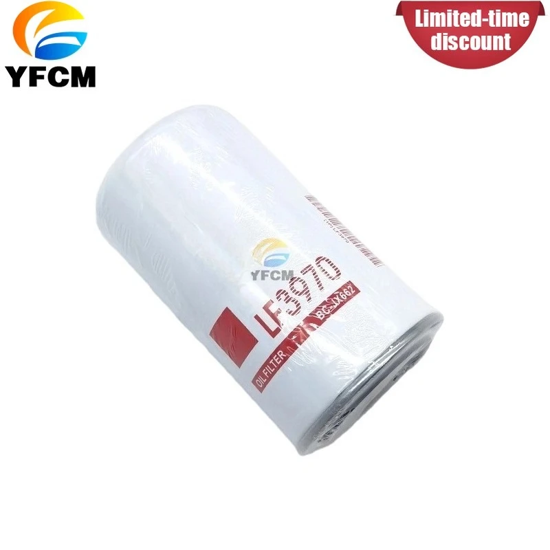 Excavator Parts for XCMG XE200D 215 225 245 270 305 335 Inlet and Return Oil Diesel Filter Element