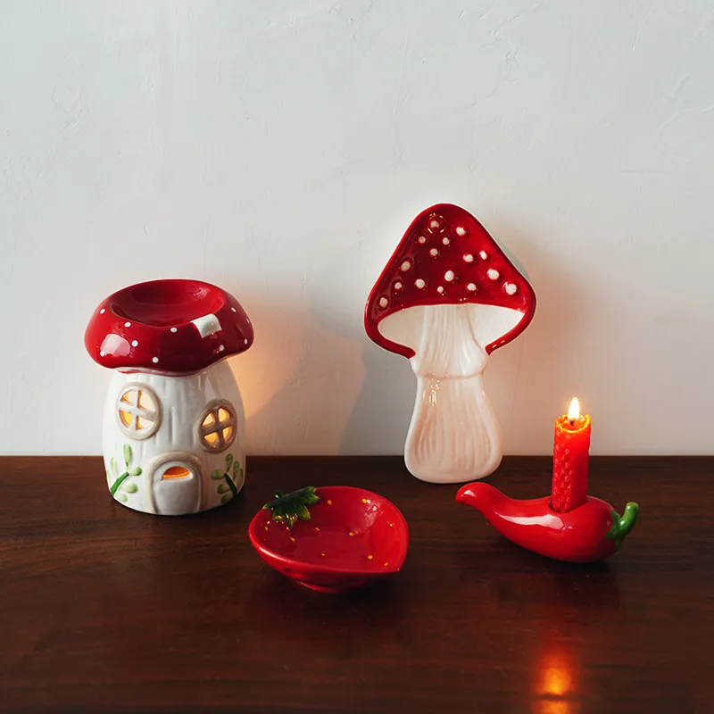 European Hand-painted Red Mushroom Candlestick Ornaments Kitchen Dining Table Chili Strawberry Shape Plate Crafts Birthday Gifts