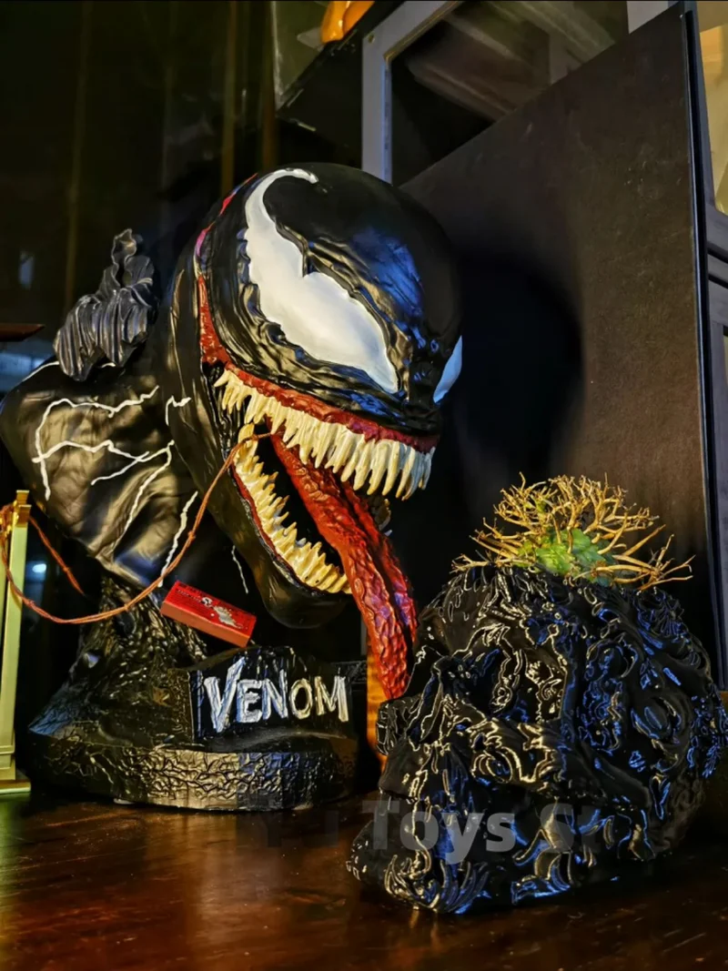 

Genuine New Marvel's Lethal Guardian Venom 1/1 Bust Model Desktop Display For A Boyfriend's Decoration Birthday Present Gifts