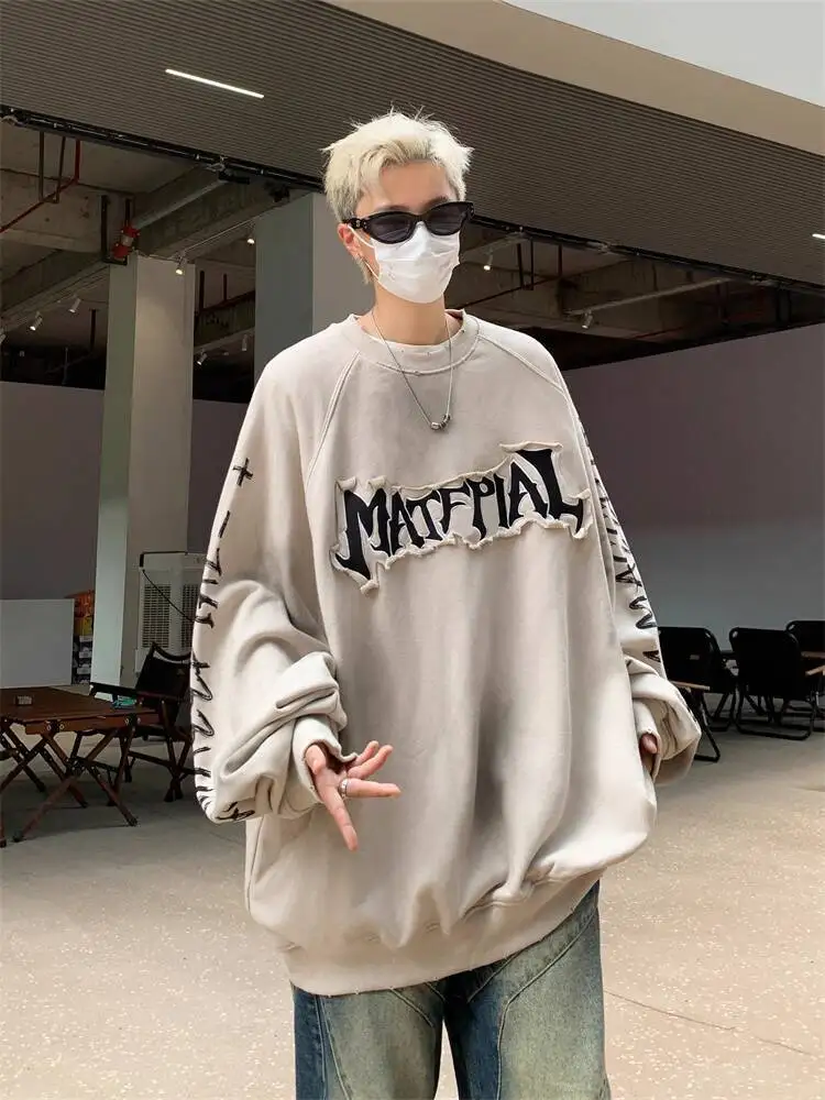 

Unisex Sweatshirt 2026 Spirng Retro Distressed Couples Hoodie Men's Unique Patchwork Graffiti Print Loose Crew Neck Sweater Top