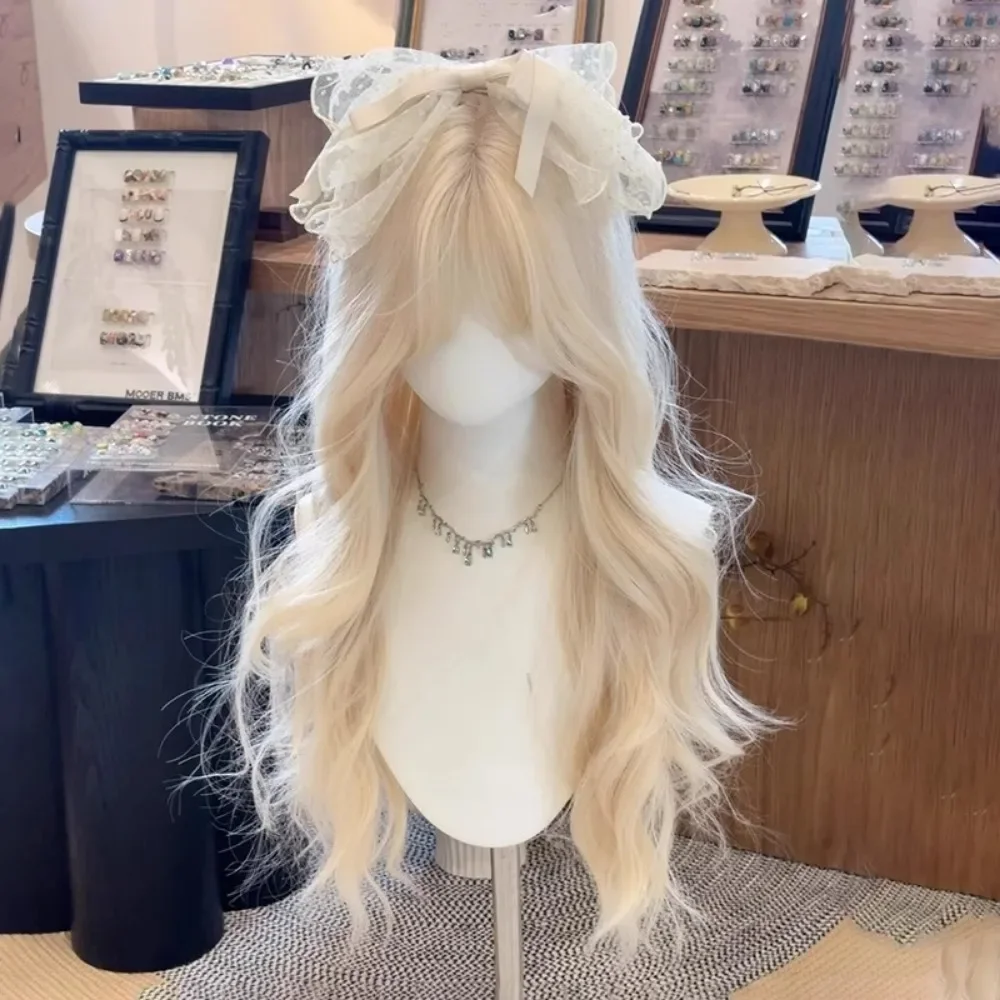 Wig for Women Milky Blonde Lolita Big Wave Long Curly Hair Summer Thin Section Natural Synthetic Wig Blonde Wigs with Bangs 가발