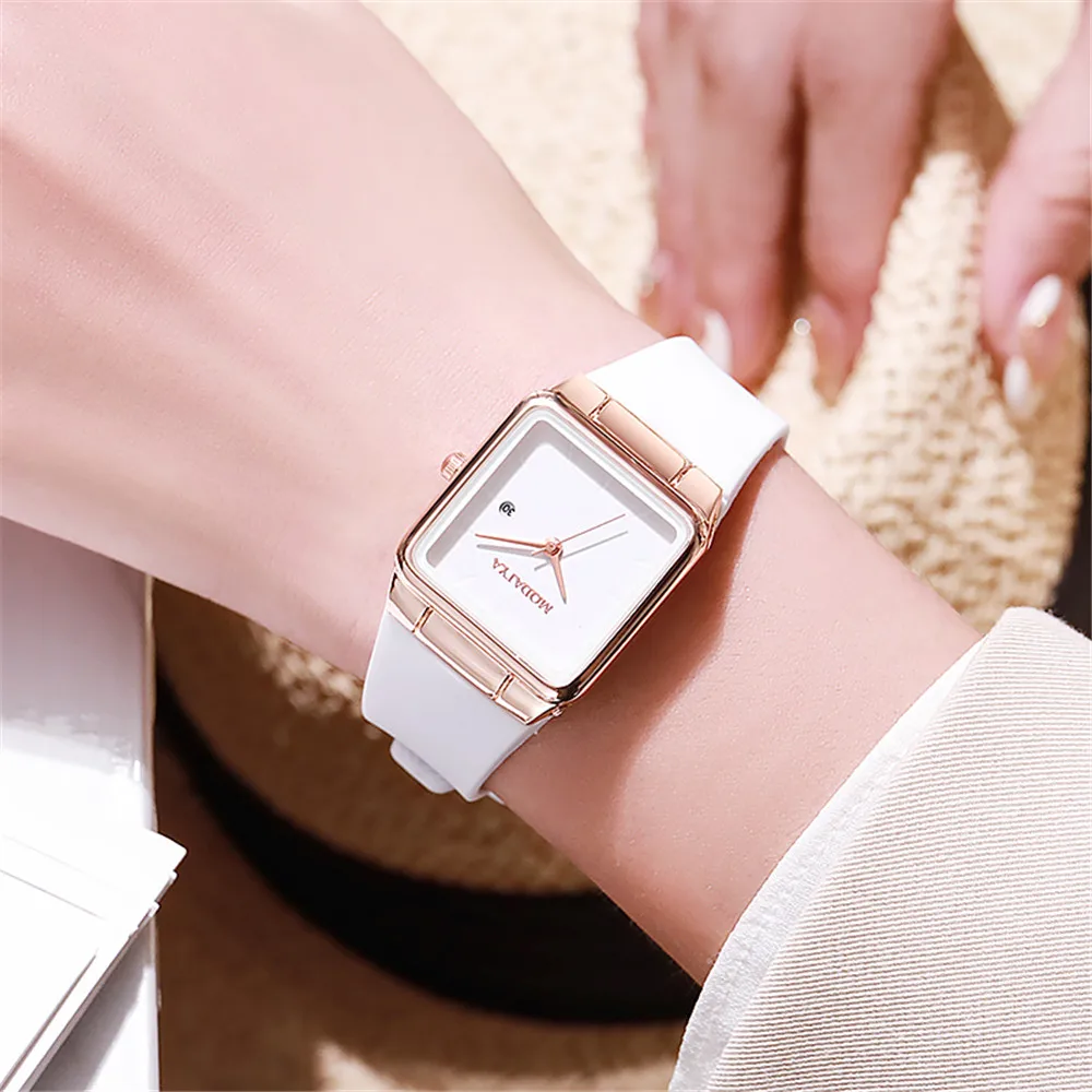 Fashion 2023 Women\'s Simple Brand Square Calendar Black Quartz Watch Casual Silicone Strap Female Clock Wristwatch