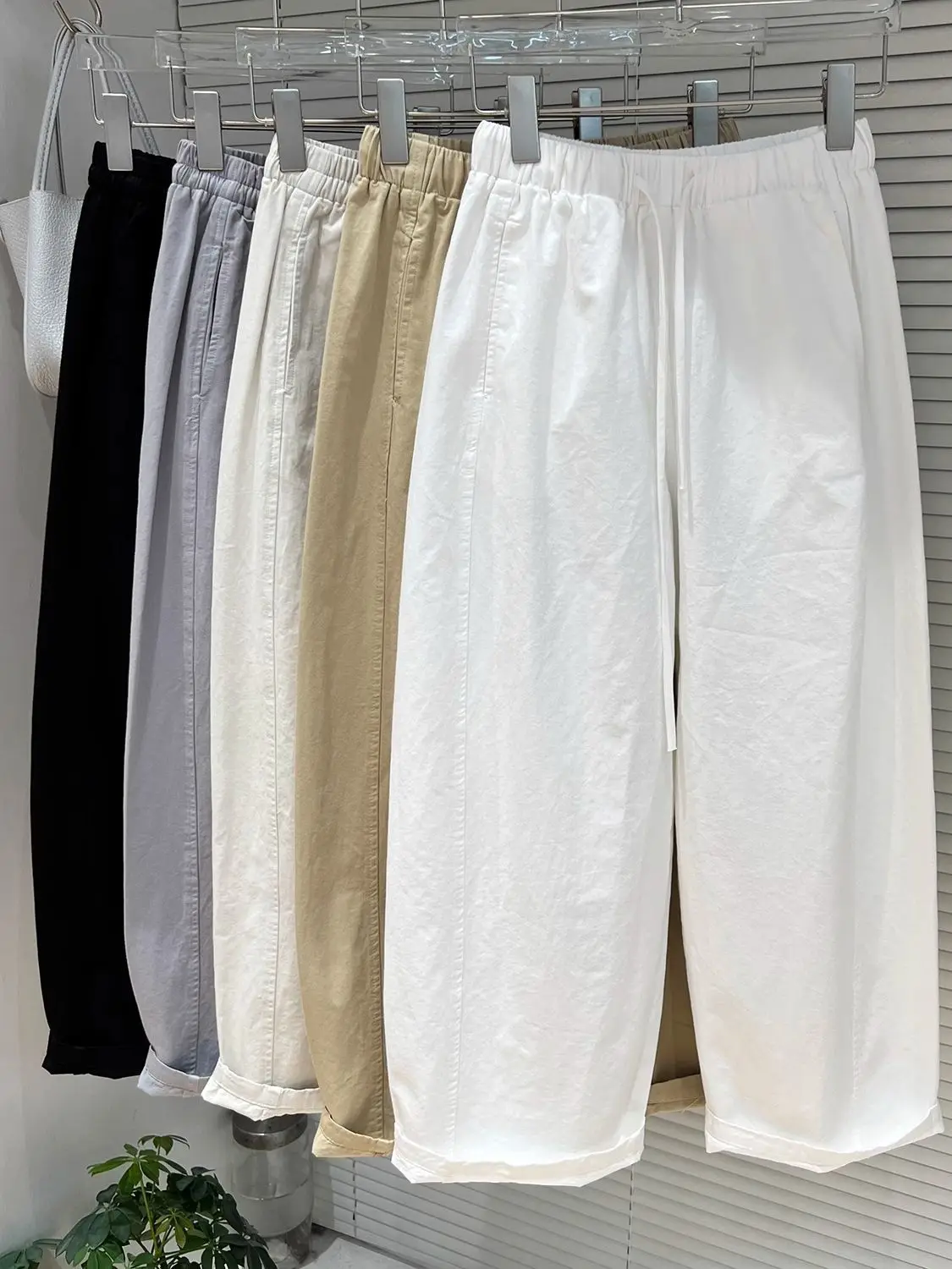 

Брюки-бананы больших размеров 300 Pou, повседневные, свободные, летние, с широкими штанинами, на шнурке, уличный стиль, молодежный тренд