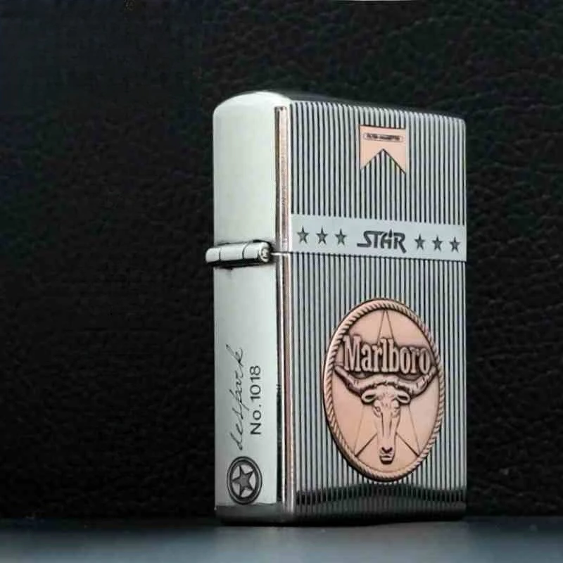 Retro Bull Head Sticker Seal Kerosiene Lighter Windproof Flip Wheel Portable Cigarette Lighter Men's High End Gift Wholesale