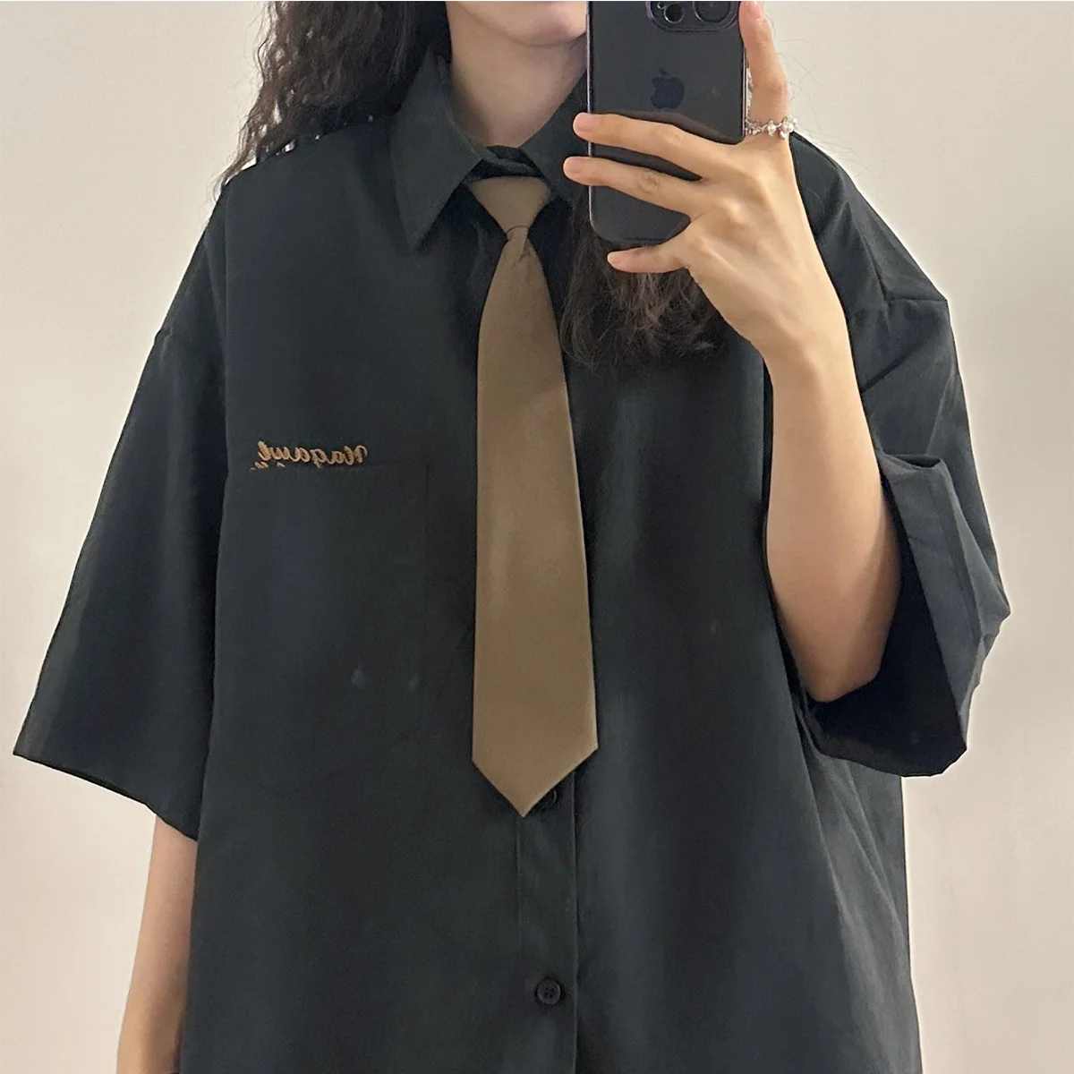 

Американский ретро-стиль, модный бренд, простая однотонная футболка, повседневная, свободная, универсальная, тонкая, летняя, молодежная, стильная...